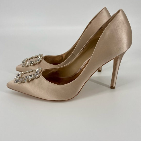 Badgley Mischka Cher Pumps in Nude Size 8 - Picture 7 of 14